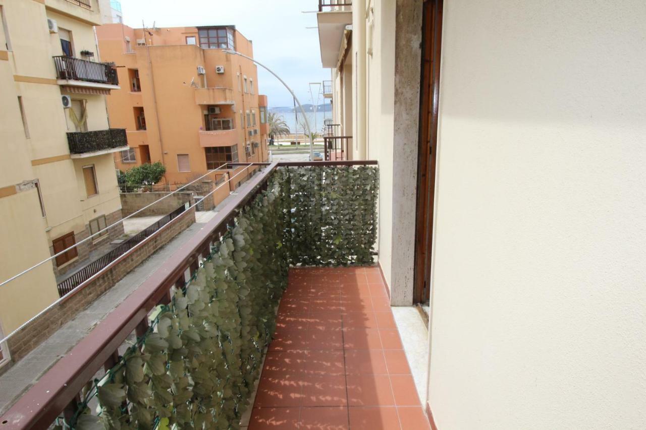 Family Apartment On The Beach Alghero Exterior foto